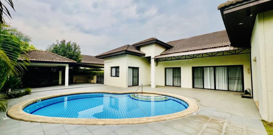 Вилла в Паттайе, Таиланд с 4 спальнями  № 152494