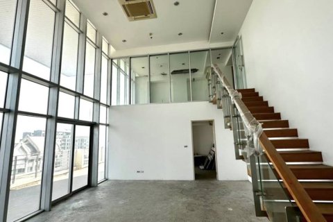 Duplex in Bang Kapi, Bangkok, Thailand 2 bedrooms № 162426 - photo 5