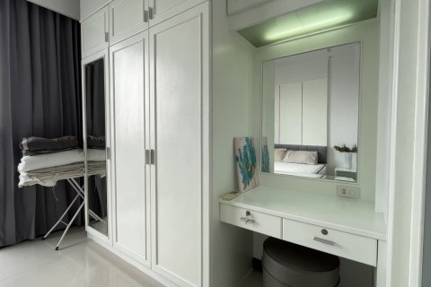 Condo à Watthana, Bangkok, Thaïlande, 2 chambres № 201058 - photo 6