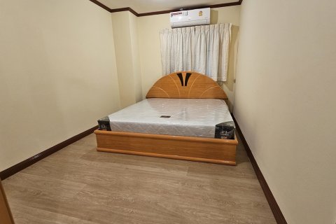Condo à Khlong Toei, Bangkok, Thaïlande, 2 chambres № 201064 - photo 12