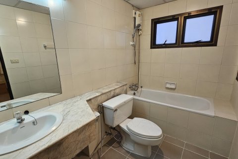 Condo à Khlong Toei, Bangkok, Thaïlande, 2 chambres № 201064 - photo 6
