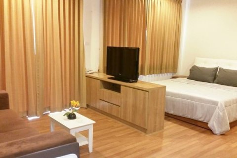 Studio in the Condo in Khlong San, Bangkok, Thailand  № 156932 - photo 2