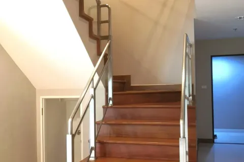 Condo in Huai Khwang, Bangkok, Thailand, 5 bedrooms № 156931 - photo 10