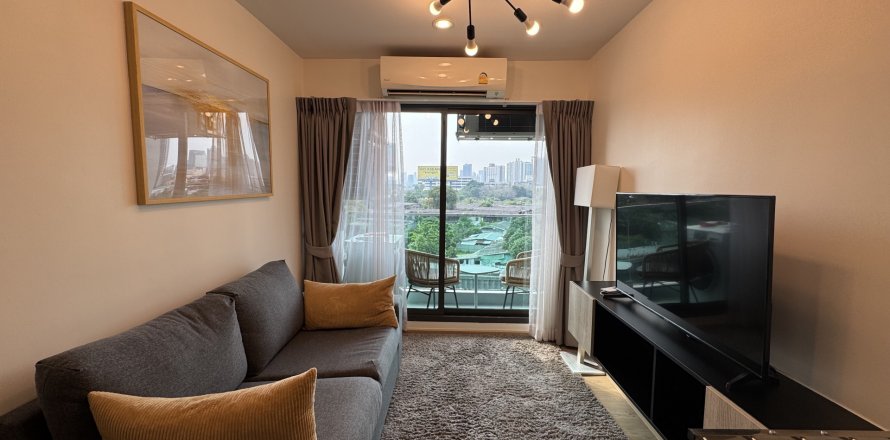 Condo in Khlong Toei, Bangkok, Thailand, 2 bedrooms  № 137416