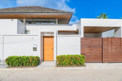 Villa à Phuket, Thaïlande 3 chambres № 167613 - photo 25