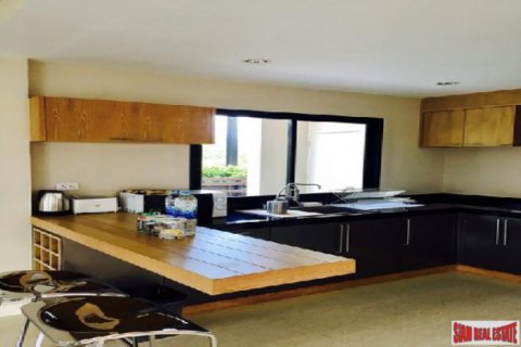 Villa on Jomtien Beach, Pattaya, Thailand 3 bedrooms № 193520 - photo 5