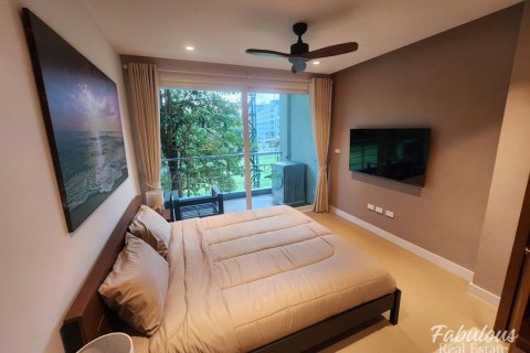 Condo à Kathu, Thaïlande, 2 chambres  № 205736 - photo 2