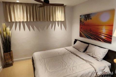 Condo à Kathu, Thaïlande, 2 chambres  № 205736 - photo 15