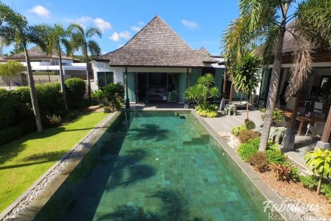 Villa à Bang Tao, Thaïlande 4 chambres № 205737