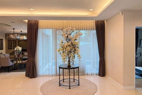 Вилла в Правете, Бангкок, Таиланд с 4 спальнями  № 151646 - фото 17