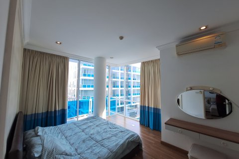 Condo in Hua Hin, Thailand, 2 bedrooms  № 151645 - photo 19