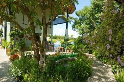 Коммерческая недвижимость в Чиангмае, Таиланд 800м2 № 162829 - фото 14