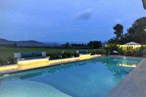 Коммерческая недвижимость в Чиангмае, Таиланд 800м2 № 162829 - фото 17