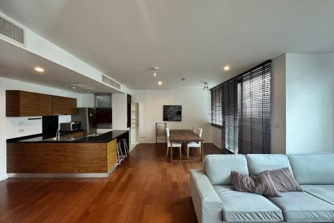 Кондоминиум с 2 спальнями в Ваттхане, Бангкок, Таиланд № 139691 - фото 4