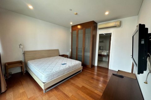 Кондоминиум с 2 спальнями в Ваттхане, Бангкок, Таиланд № 139691 - фото 11