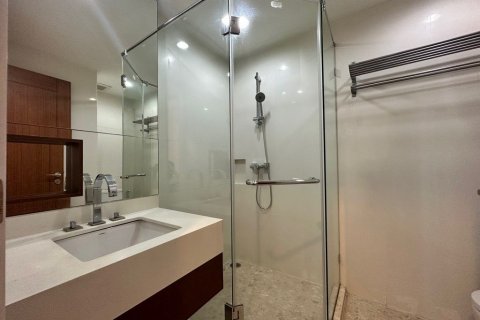 Кондоминиум с 2 спальнями в Ваттхане, Бангкок, Таиланд № 139691 - фото 16