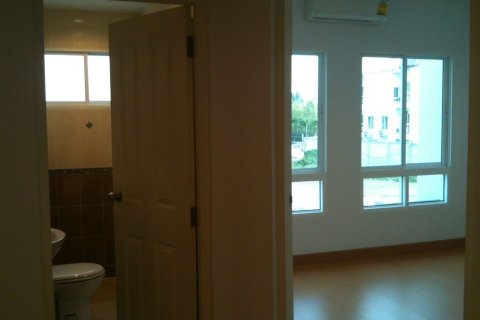 Townhouse à Phasi Charoen, Bangkok, Thaïlande 3 chambres № 139692 - photo 5