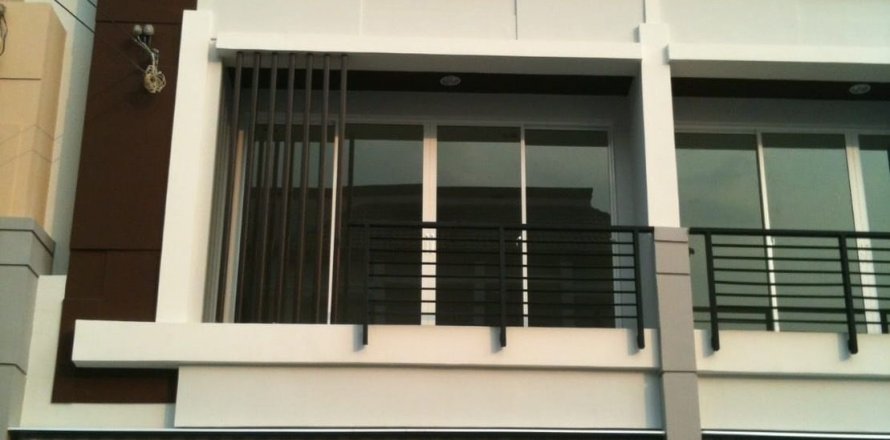 Townhouse à Phasi Charoen, Bangkok, Thaïlande 3 chambres № 139692