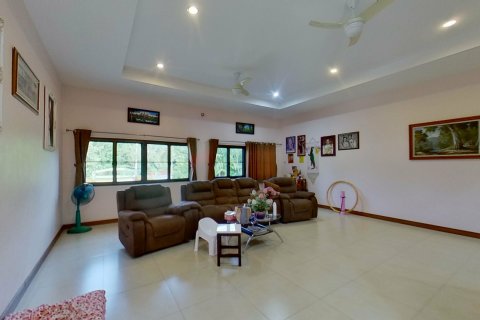 House in San Kamphaeng, Thailand 4 bedrooms № 139690 - photo 6