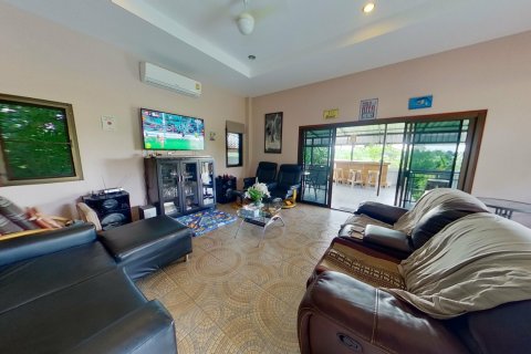 House in San Kamphaeng, Thailand 4 bedrooms № 139690 - photo 21