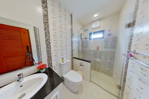 House in San Kamphaeng, Thailand 4 bedrooms № 139690 - photo 11