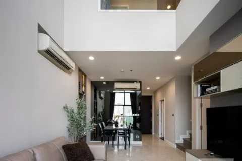 Duplex in Khlong Toei, Bangkok, Thailand 2 Schlafzimmer № 214904 - Foto 9