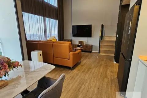 Duplex in Huai Khwang, Bangkok, Thailand 2 Schlafzimmer № 214910 - Foto 5