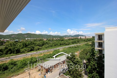 Condo in Hua Hin, Thailand, 2 bedrooms  № 168760 - photo 3