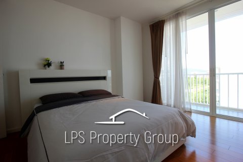 Condo in Hua Hin, Thailand, 2 bedrooms  № 168760 - photo 15