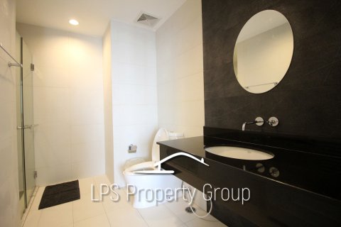 Condo in Hua Hin, Thailand, 2 bedrooms  № 168760 - photo 18