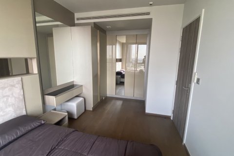 Studio in the Condo in Khlong Toei, Bangkok, Thailand  № 173599 - photo 5