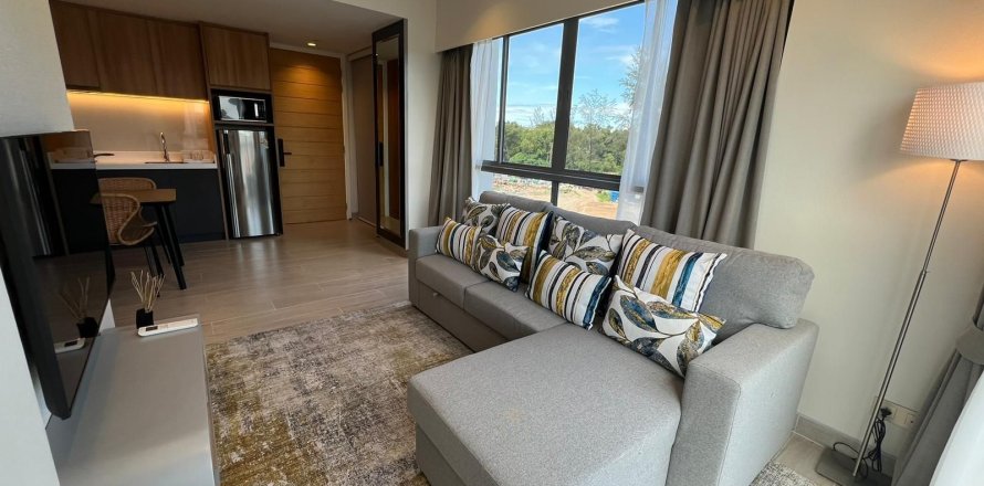 Condo in Phuket, Thailand, 2 bedrooms  № 173596