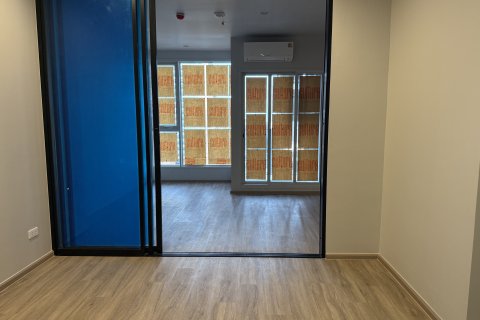 Студия в кондо в Ваттхане, Бангкок, Таиланд № 173598 - фото 12