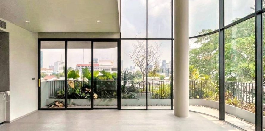 Кондоминиум с 3 спальнями в Бангкоке, Таиланд № 117221