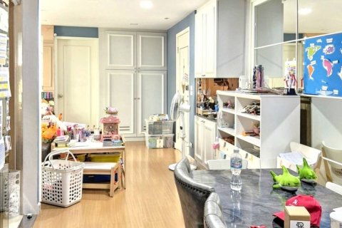 Condo à Bangkok, Thaïlande, 3 chambres  № 117224 - photo 2