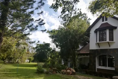 House in San Sai, Thailand 5 bedrooms № 157311 - photo 3