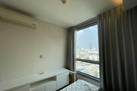 Кондоминиум с 2 спальнями в Ваттхане, Бангкок, Таиланд № 157308 - фото 11