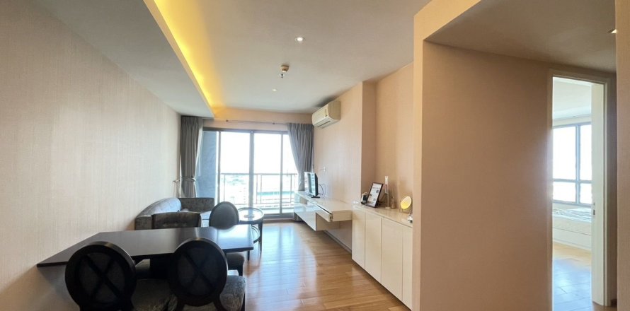 Кондоминиум с 2 спальнями в Ваттхане, Бангкок, Таиланд № 157308