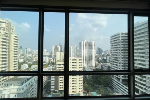 Кондоминиум с 2 спальнями в Ваттхане, Бангкок, Таиланд № 157308 - фото 14