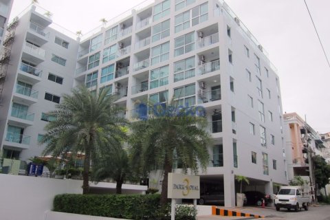 Condo in Pattaya, Thailand, 2 bedrooms № 197194 - photo 9