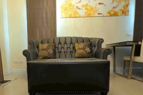 Таунхаус в Самутпракане, Таиланд с 3 спальнями № 140566 - фото 9