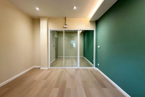 Townhouse in Chiang Mai, Thailand 5 bedrooms № 149838 - photo 13