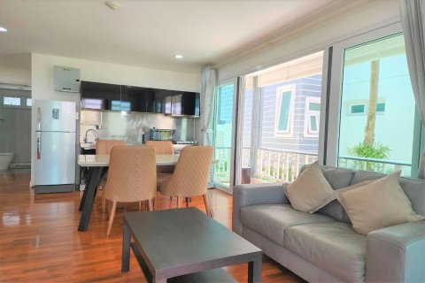 Condo in Hua Hin, Thailand, 2 bedrooms № 141168 - photo 4