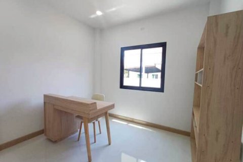 Maison à Hang Dong, Thaïlande 5 chambres № 141171 - photo 6