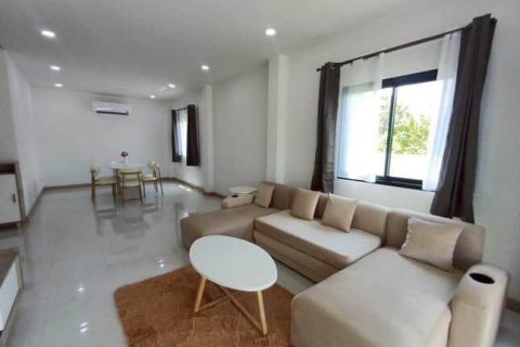 Maison à Hang Dong, Thaïlande 5 chambres № 141171 - photo 14