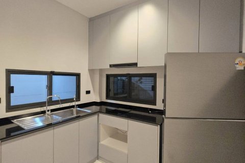 Дом в Самутпракане, Таиланд с 4 спальнями  № 172998 - фото 8