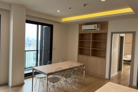Condo à Chatuchak, Bangkok, Thaïlande, 3 chambres  № 173002 - photo 3