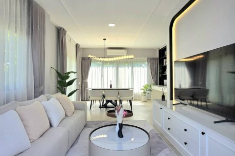 Дом в Самутпракане, Таиланд с 4 спальнями  № 173001 - фото 4