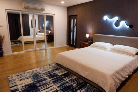 Villa in Pattaya, Thailand 3 bedrooms № 173000 - photo 7