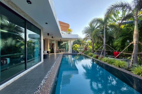 Вилла в Хуа Хине, Таиланд с 4 спальнями  № 158103 - фото 5